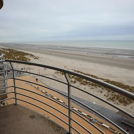 Seasight A 0704 With Frontal Sea View Nieuwpoort