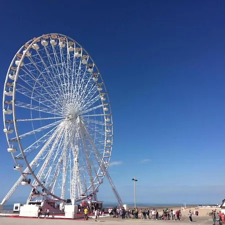 Seasight A 0704 With Frontal Sea View Nieuwpoort